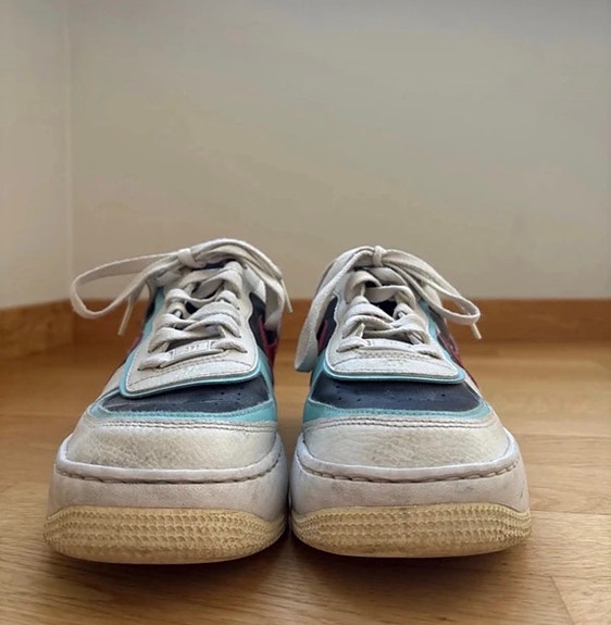Product image 1 of 3