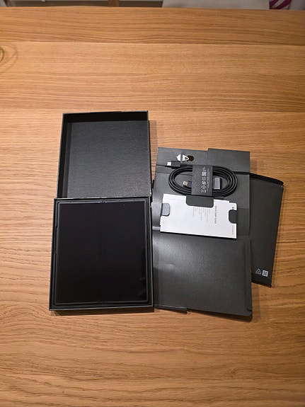 Product image 1 of 7