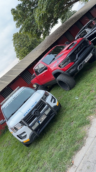 Ford Explorer 21 of 26
