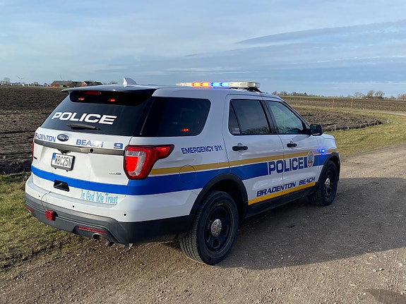 Ford Explorer 4 of 26