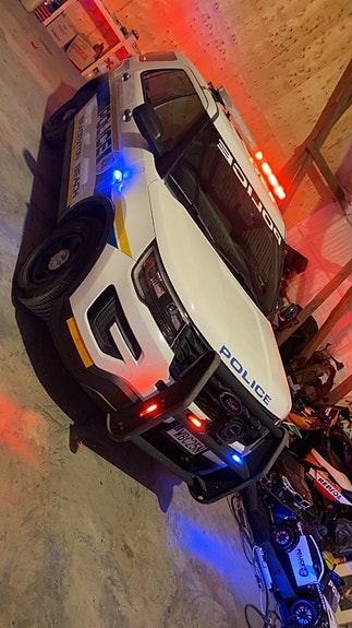 Ford Explorer 18 of 26