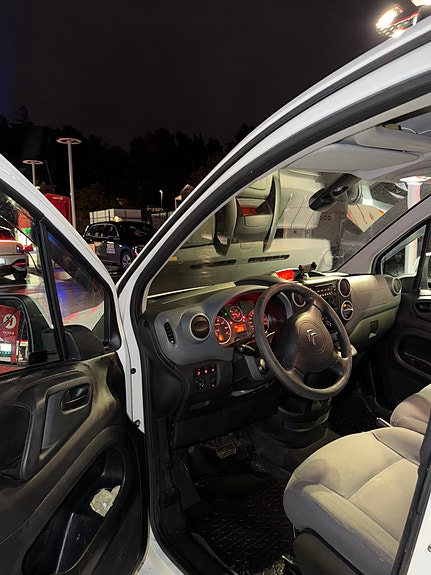 Citroen Berlingo 2 of 8