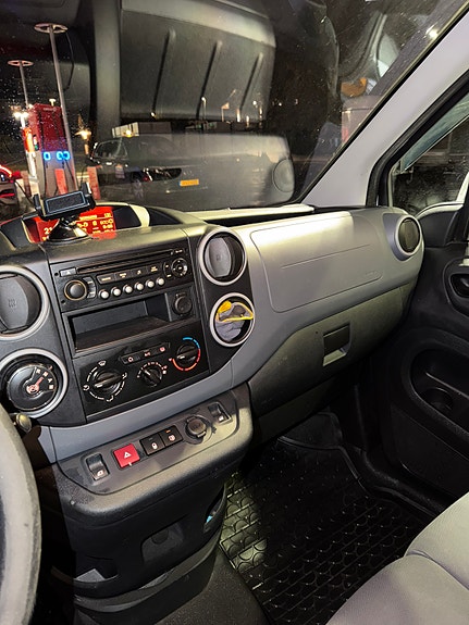 Citroen Berlingo 4 of 8