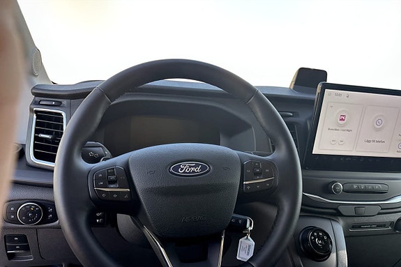 Ford Transit 6 of 7