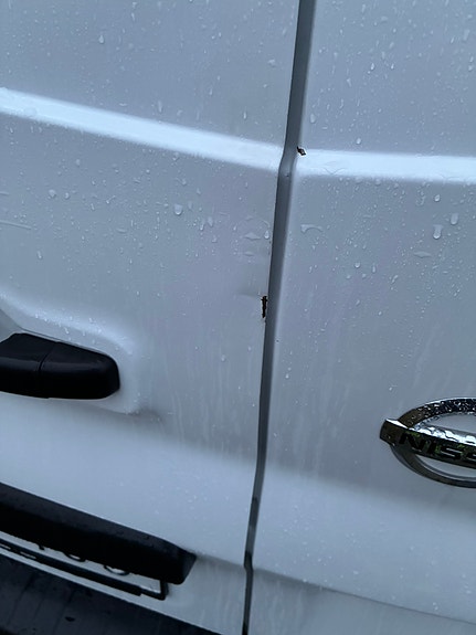 Nissan NV300 12 of 12