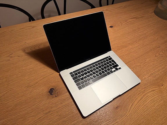 Product image 1 of 8