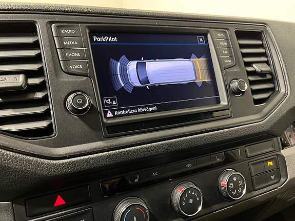 Volkswagen Crafter 16 of 17