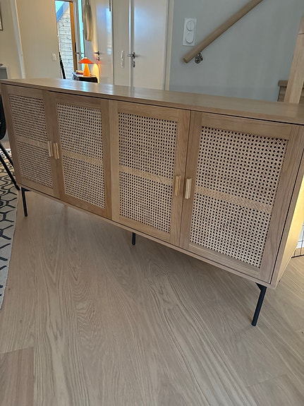 Product image 1 of 4