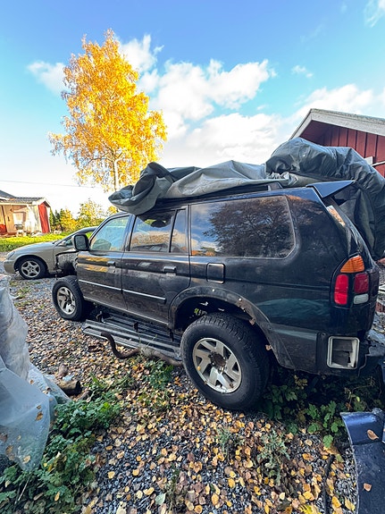 Mitsubishi Pajero Sport 16 of 19