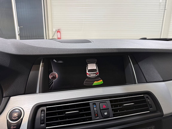 BMW 520d 11 of 18