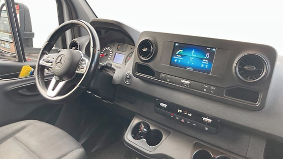 Mercedes-Benz Sprinter 317 4 of 9