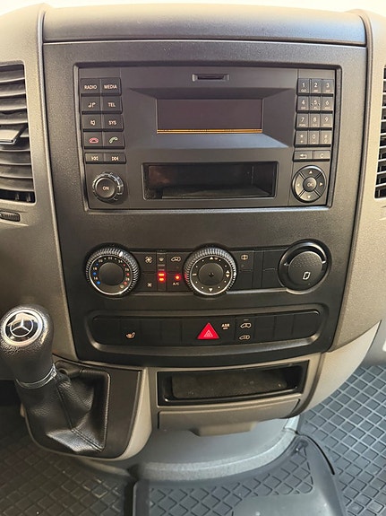 Mercedes-Benz Sprinter 316 8 of 12