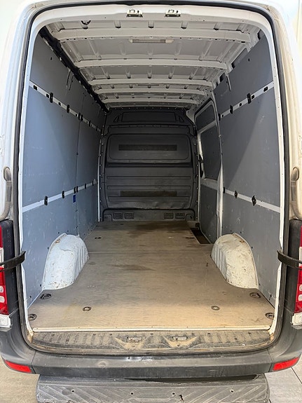 Mercedes-Benz Sprinter 316 11 of 12