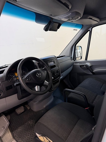 Mercedes-Benz Sprinter 316 7 of 12