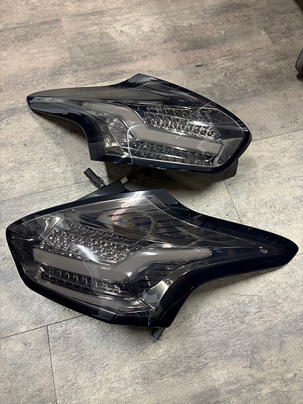 Product image 1 of 3