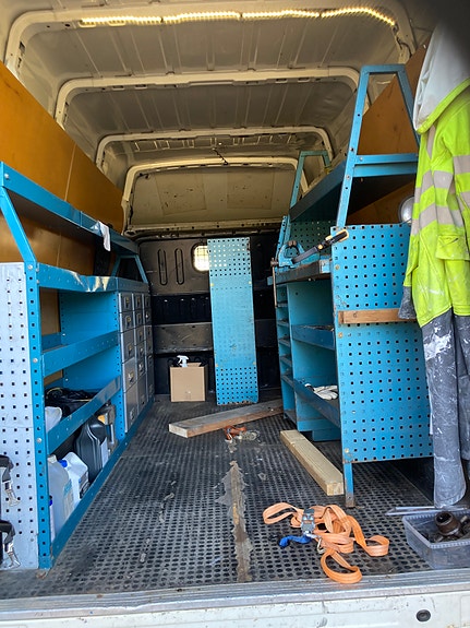Ford Transit 3 of 12