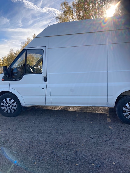 Ford Transit 4 of 12