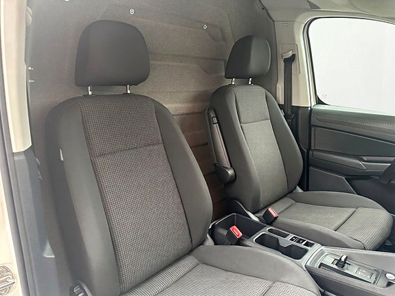 Volkswagen Caddy Maxi 12 of 13