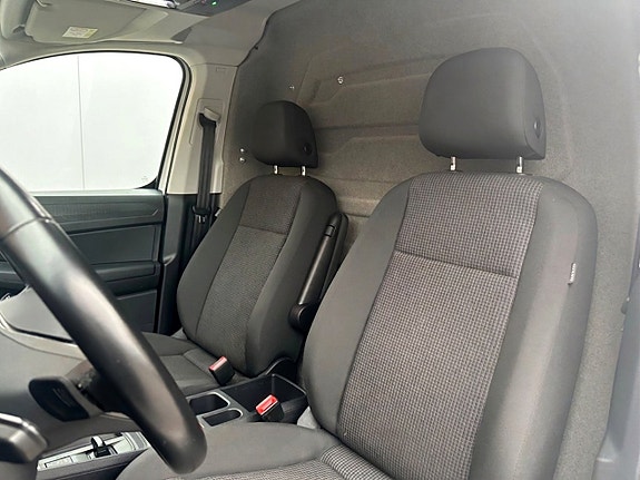 Volkswagen Caddy Maxi 11 of 13