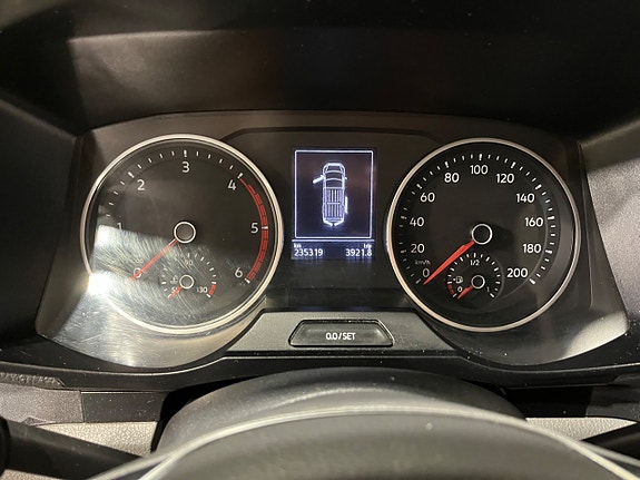 Volkswagen Crafter 35 14 of 19