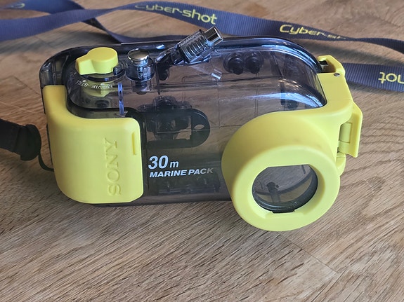 Product image 1 of 5