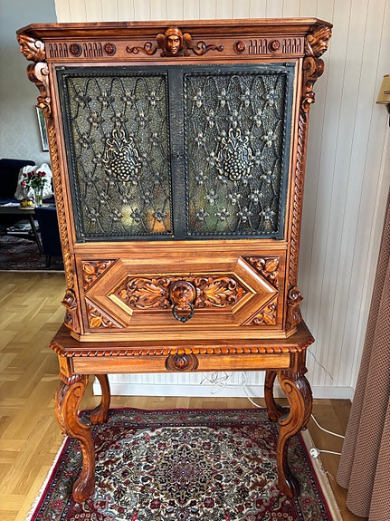 Product image 1 of 4