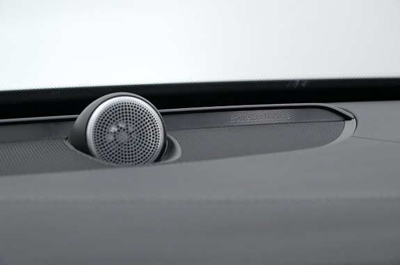 Volvo XC90 23 of 27