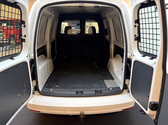 Volkswagen Caddy Maxi 5 of 9
