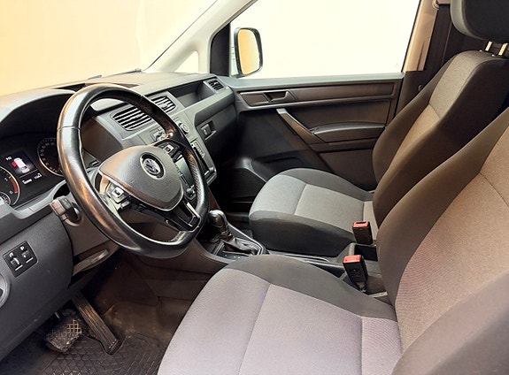 Volkswagen Caddy Maxi 6 of 9