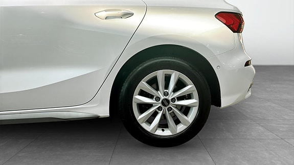 Audi A3 6 of 12