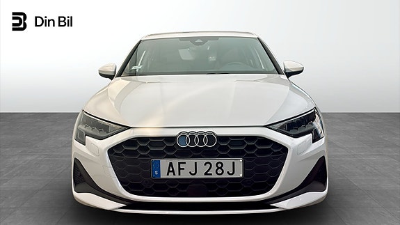 Audi A3 4 of 12