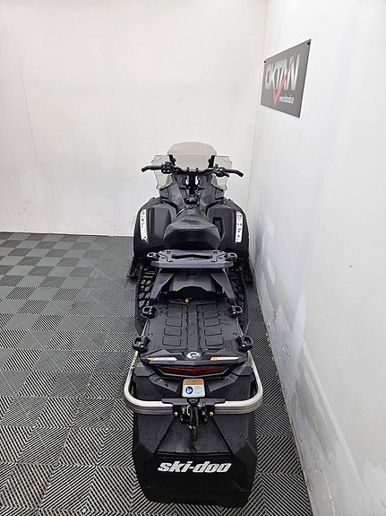 Ski-doo Renegade ADR 900 ACE 3 of 6