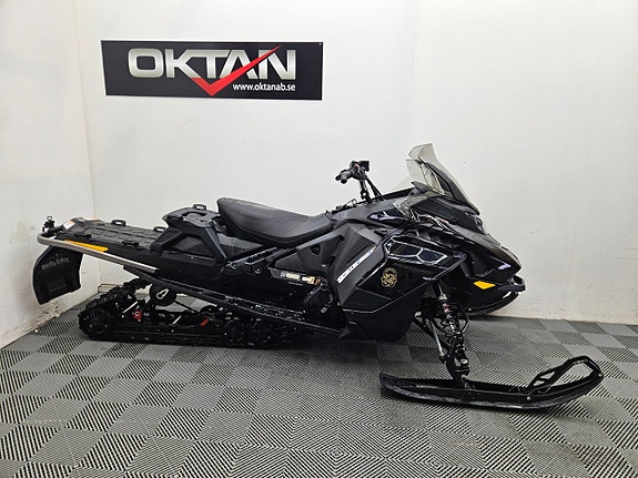 Ski-doo Renegade ADR 900 ACE 4 of 6