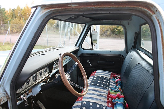 Ford F-100 18 of 23