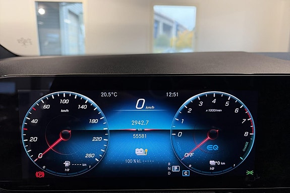 Mercedes-Benz GLA 250 e 14 of 25