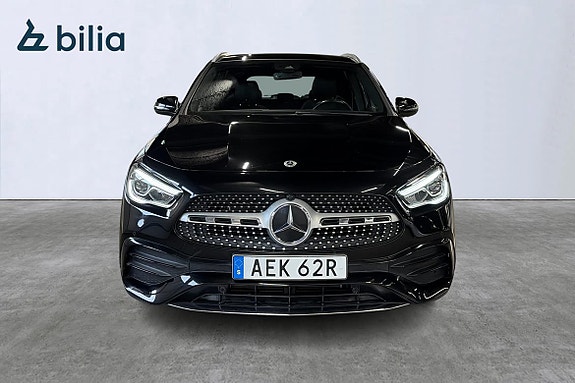 Mercedes-Benz GLA 250 e 15 of 25