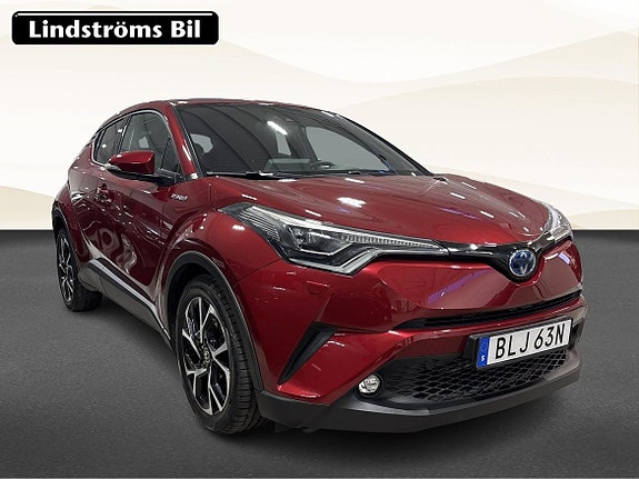 Toyota C-HR 3 of 19