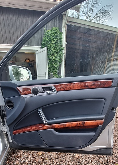 Volkswagen Phaeton 8 of 19
