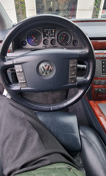 Volkswagen Phaeton 11 of 19