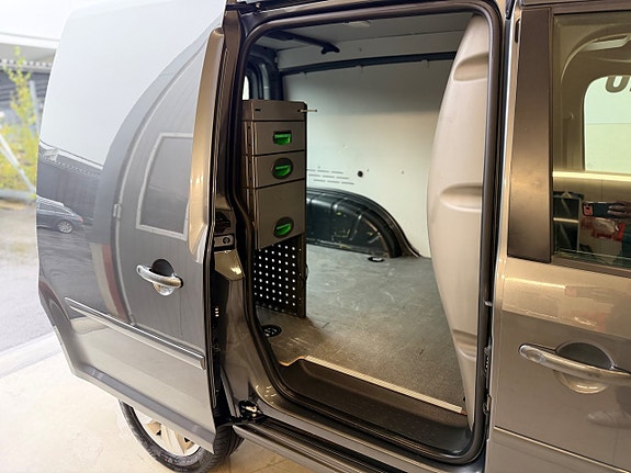 Volkswagen Caddy 12 of 14