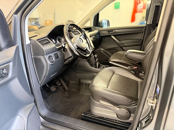 Volkswagen Caddy 13 of 14