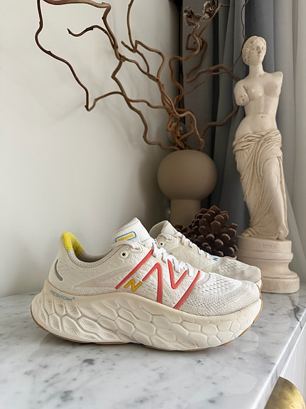 Product image 1 of 7