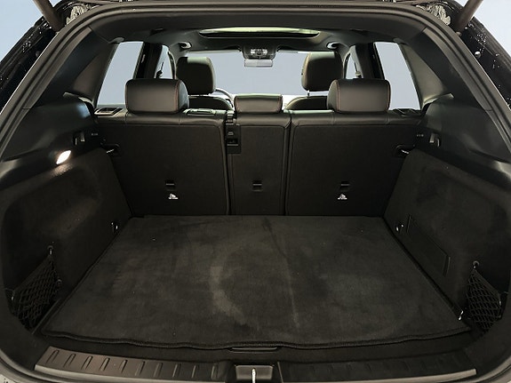 Mercedes-Benz GLA 250 12 of 23