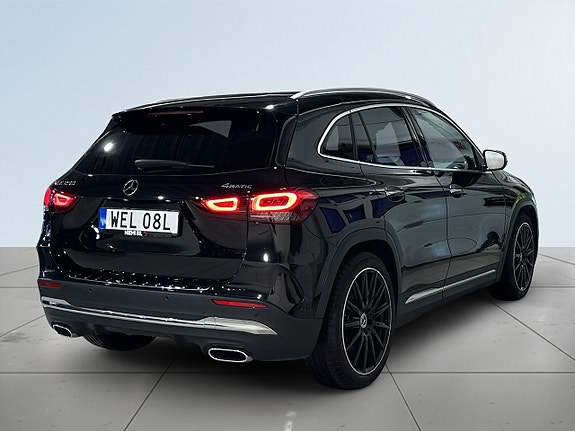 Mercedes-Benz GLA 250 6 of 23