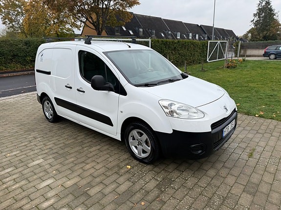 Peugeot Partner 4 of 8