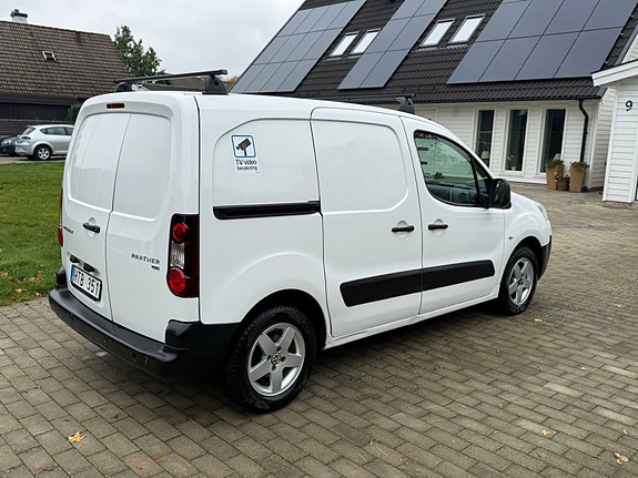 Peugeot Partner 3 of 8