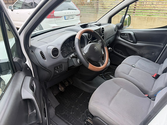 Peugeot Partner 6 of 8