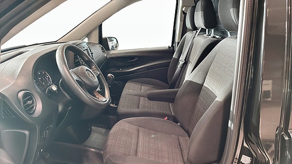 Mercedes-Benz Vito 111 5 of 12