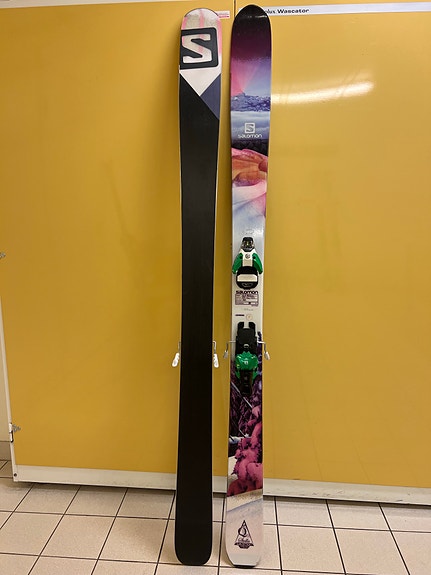 Product image 1 of 3