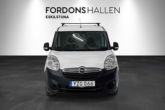 Opel Combo 2 of 26